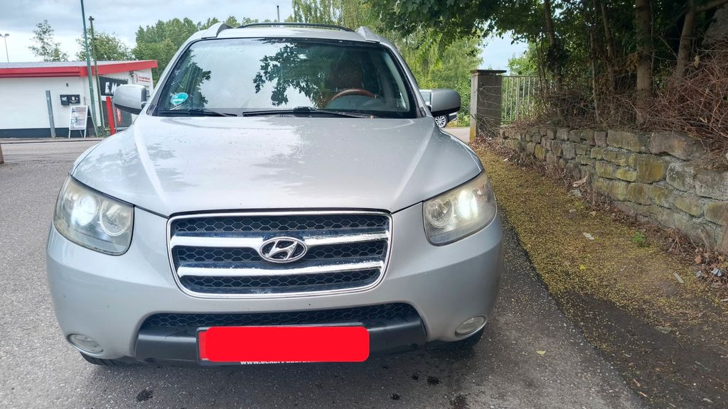 Hyundai SANTA FE 202.000 km 3.500 &euro; Lahr 77933