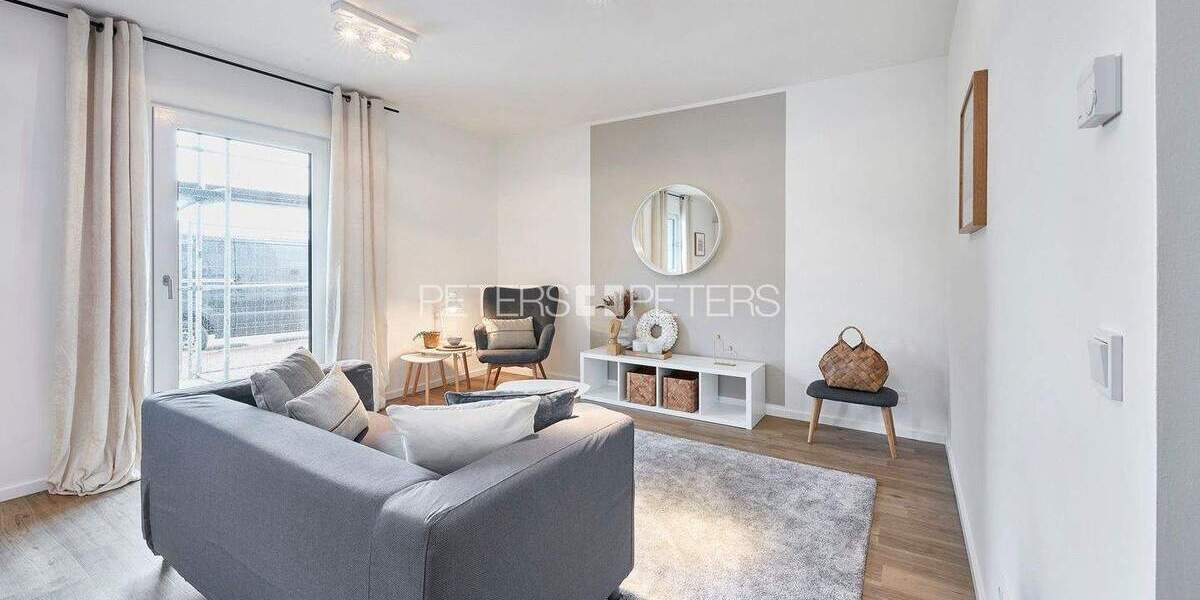 Etagenwohnung Schwerin Werdervorstadt - 3 Zimmer, 79 m&sup2;, 1.079&euro; | Angebot:25339725