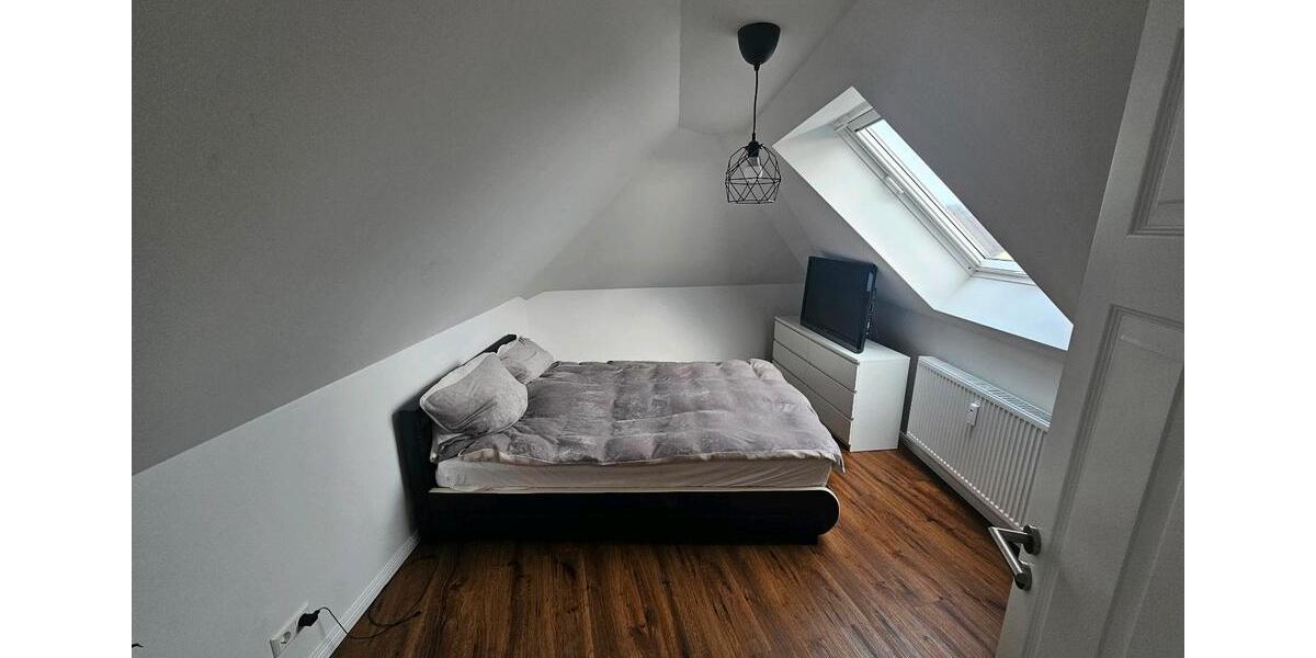 Dachgeschoßwohnung Buttstädt - 3.5 Zimmer, 75 m&sup2;, 850&euro; | Angebot:25048686