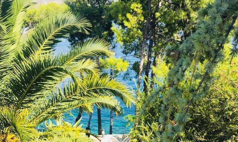 Haus zum Kaufen in Insel Ciovo 2.400.000 € 400 m²