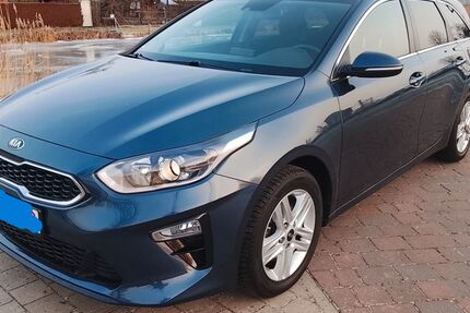 Kia ceed Sportswagon 74.000 km 11.299 &euro; Malchin 17139