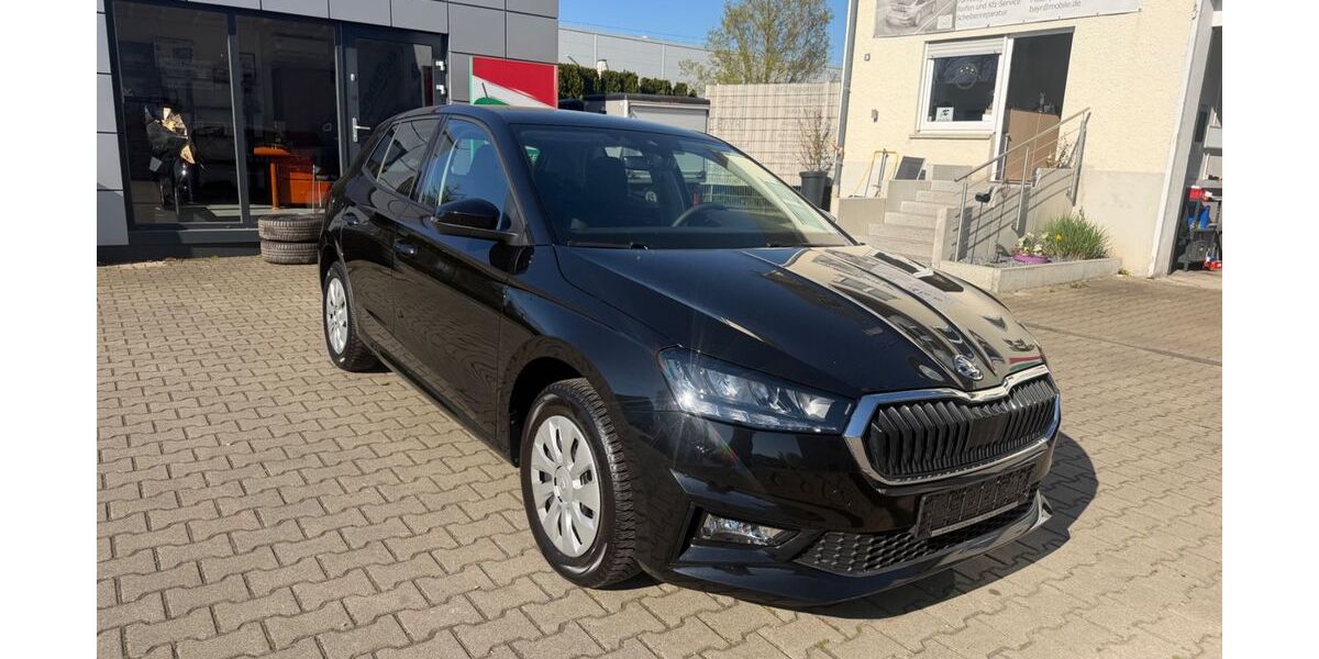 Skoda Fabia 15.162 km 15.300 &euro; Burgau 89331