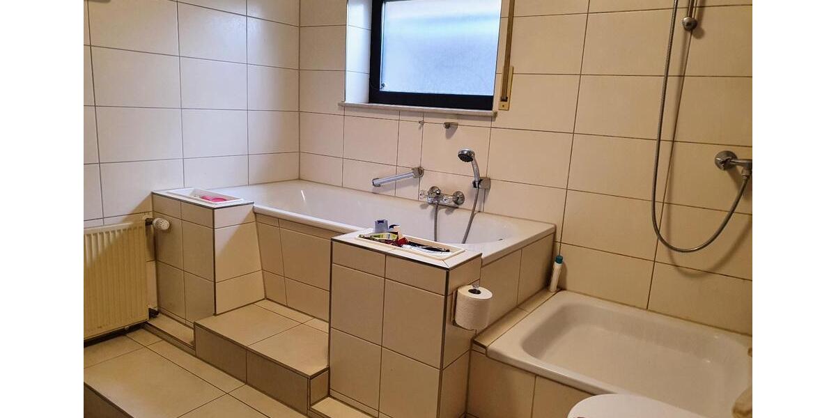Etagenwohnung Riedstadt - 3 Zimmer, 84 m&sup2;, 750&euro; | Angebot:25351552