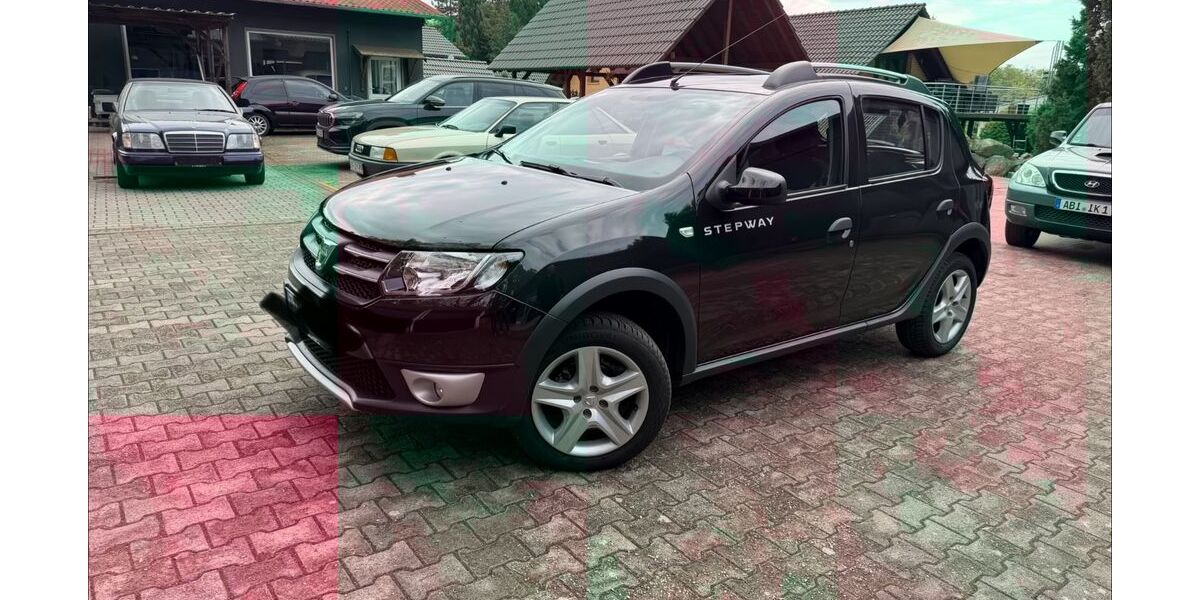 Dacia Sandero 22.600 km 8.200 &euro; Sandersdorf-Brehna 06792