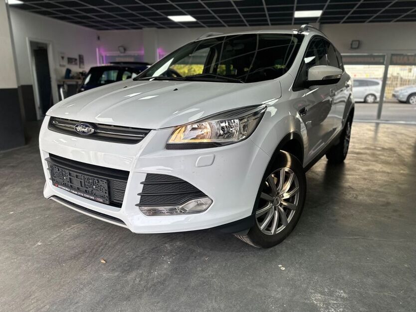 Ford Kuga 130.000 km 7.200 € Essen 45356