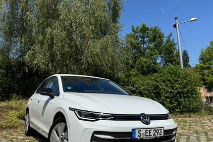 VW Golf 28.000 km 23.800 &euro; Stuttgart 70376