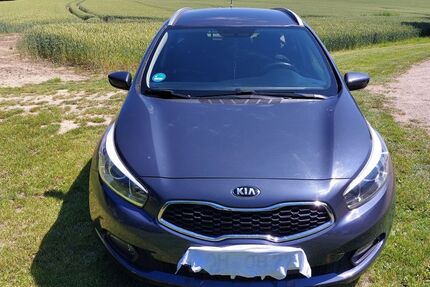 Kia ceed Sportswagon 106.000 km 6.800 &euro; Ahrensbök 23623
