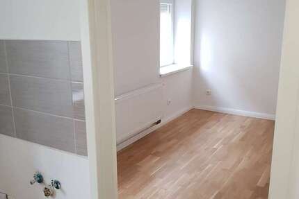 Wohnung Leipzig Lindenau - 2 Zimmer, 31 m&sup2;, 464&euro; | Angebot:27112893