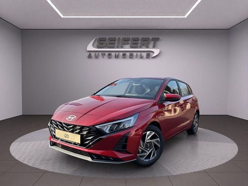 i20