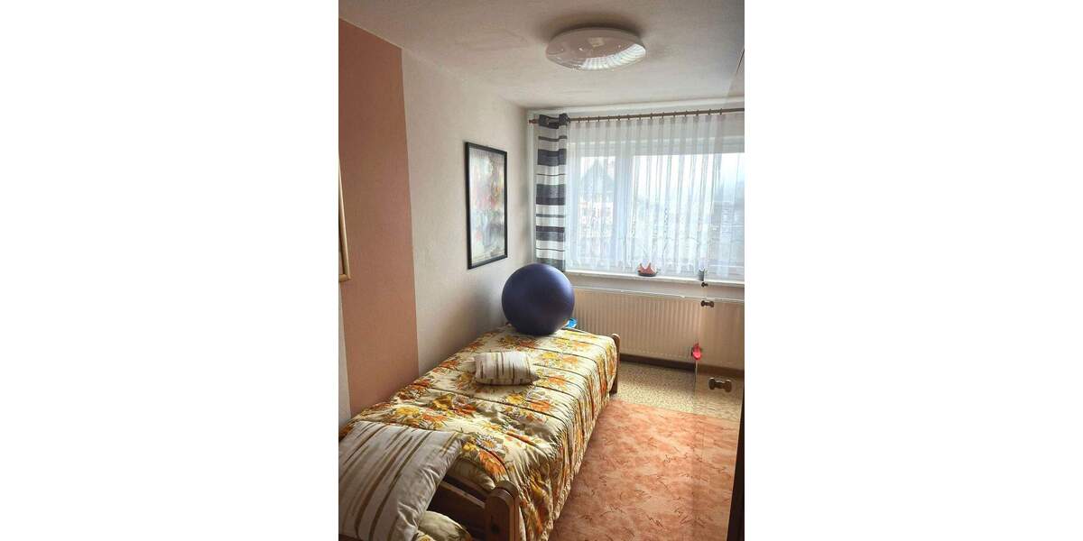 Doppelhaushälfte Sonneberg Oberlind - 6 Zimmer, 110 m&sup2;, 275.000&euro; | Angebot:25302323