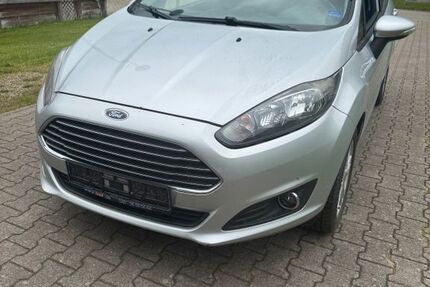 Ford Fiesta 70.600 km 6.400 &euro; Hasselberg 24376