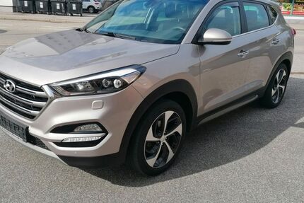 Hyundai TUCSON 123.000 km 15.870 € Landshut 84034