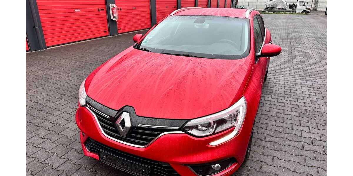 Renault Megane 151.245 km 9.699 € Oberhausen 46145