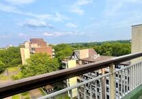 Über den Dächern von Köln - Geschmackvolle 3-Raum-DG-Wohnung