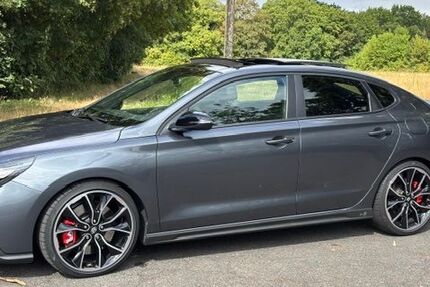 Hyundai i30 89.000 km 19.999 &euro; Bonn 53121