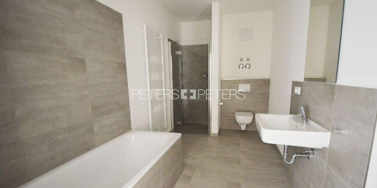 Etagenwohnung Schwerin Werdervorstadt - 2 Zimmer, 62 m&sup2;, 819&euro; | Angebot:25339727