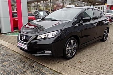 Nissan Leaf 36.238 km 16.990 &euro; München 81677