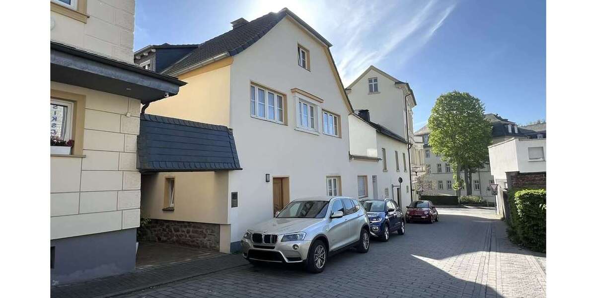 Etagenwohnung Arnsberg Obereimer - 6 Zimmer, 163 m&sup2;, 412.000&euro; | Angebot:26690701
