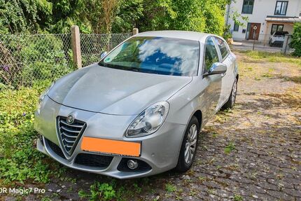 Alfa Romeo Giulietta 126.855 km 7.500 &euro; Neuötting 84524