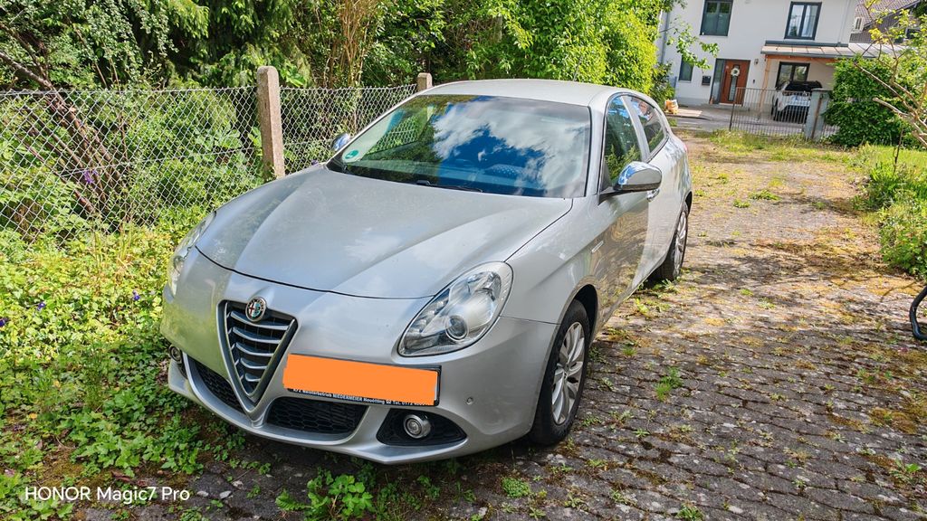 Alfa Romeo Giulietta 126.855 km 7.500 &euro; Neuötting 84524