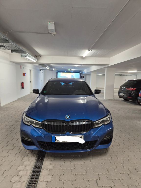 BMW 330 92.800 km 30.500 € Stephansposching 94569
