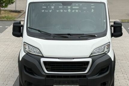 Peugeot Boxer 125.890 km 15.999 &euro; Offenbach am Main 63069