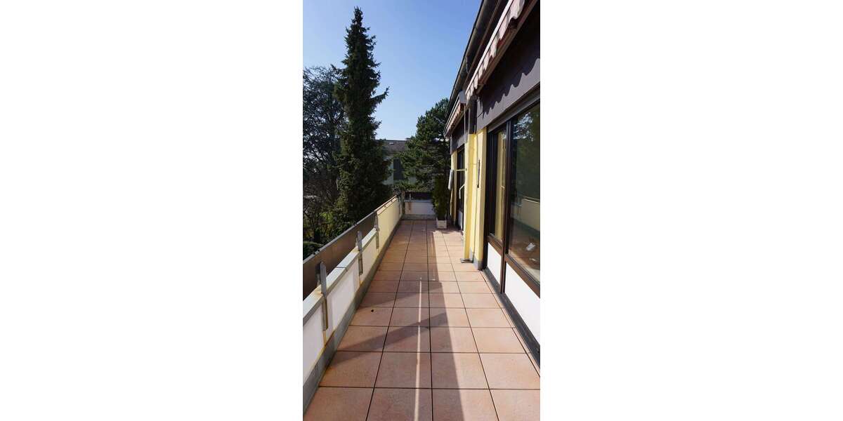 Etagenwohnung Wiesbaden Schierstein - 4 Zimmer, 102 m&sup2;, 1.326&euro; | Angebot:26018550