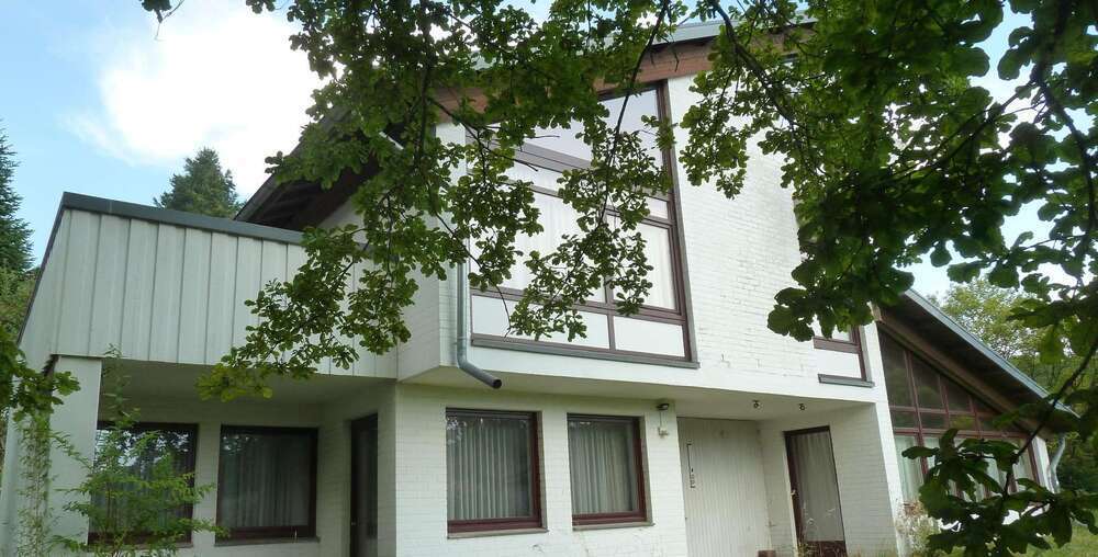 Haus zum Kaufen in Detmold 412.000 € 263 m²