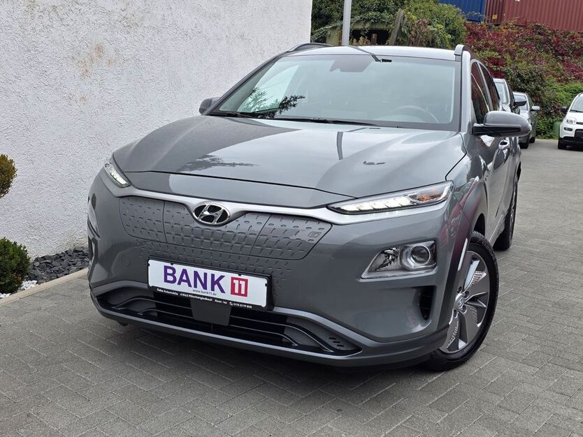 Hyundai KONA 25.000 km 16.998 € Mönchengladbach 41063