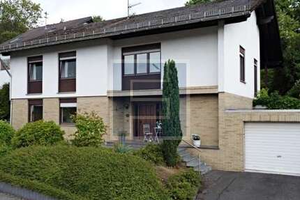 Haus Siegen Dillnhütten - 8 Zimmer, 222 m&sup2;, 398.000&euro; | Angebot:27157460