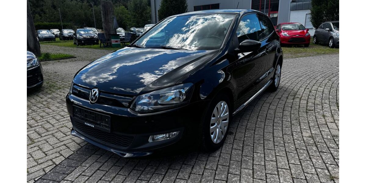 VW Polo 176.350 km 3.990 &euro; Lennestadt (Meggen)…. 57368