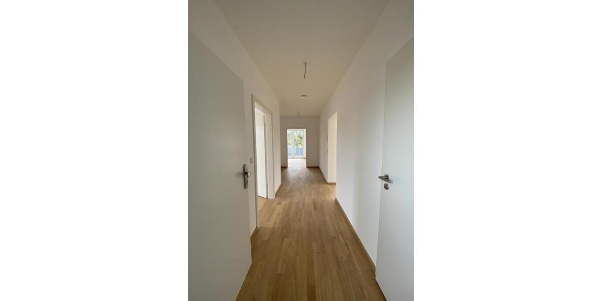 Einfamilienhaus Lörrach Brombach - 3 Zimmer, 125 m&sup2;, 1.950&euro; | Angebot:25264068