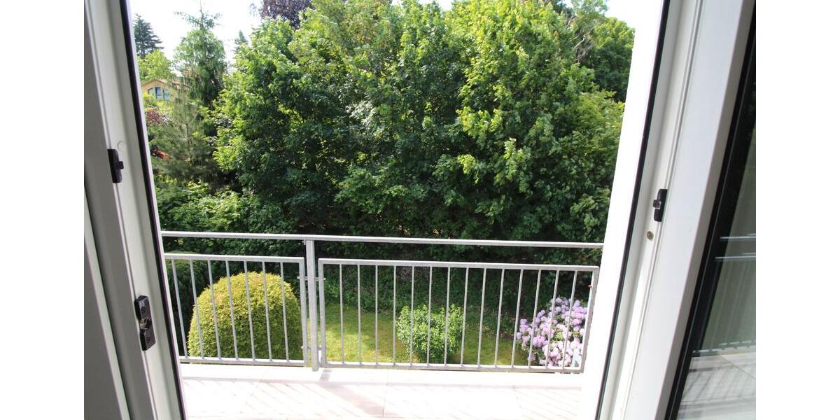 Dachgeschoßwohnung Burgstädt - 3 Zimmer, 82 m&sup2;, 90.000&euro; | Angebot:26828057
