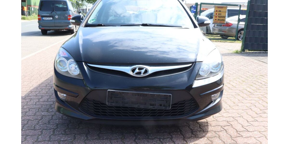 Hyundai i30 330.000 km 1.690 &euro; Bocholt 46395