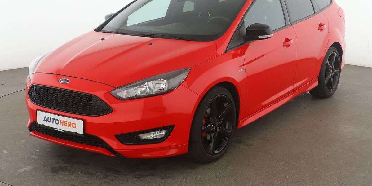 Ford Focus 45.614 km 12.090 &euro; Stuttgart 70195
