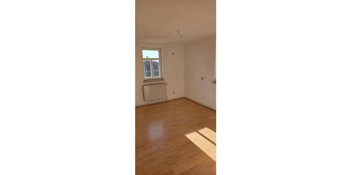 Etagenwohnung Stadtilm - 1 Zimmer, 39 m&sup2;, 173&euro; | Angebot:26165231