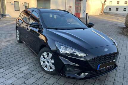 Ford Focus 69.000 km 18.450 &euro; Beutelsbach 94501