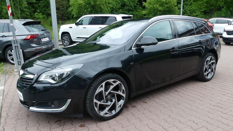 Opel Insignia 81.300 km 13.990 € Schneeberg 08289