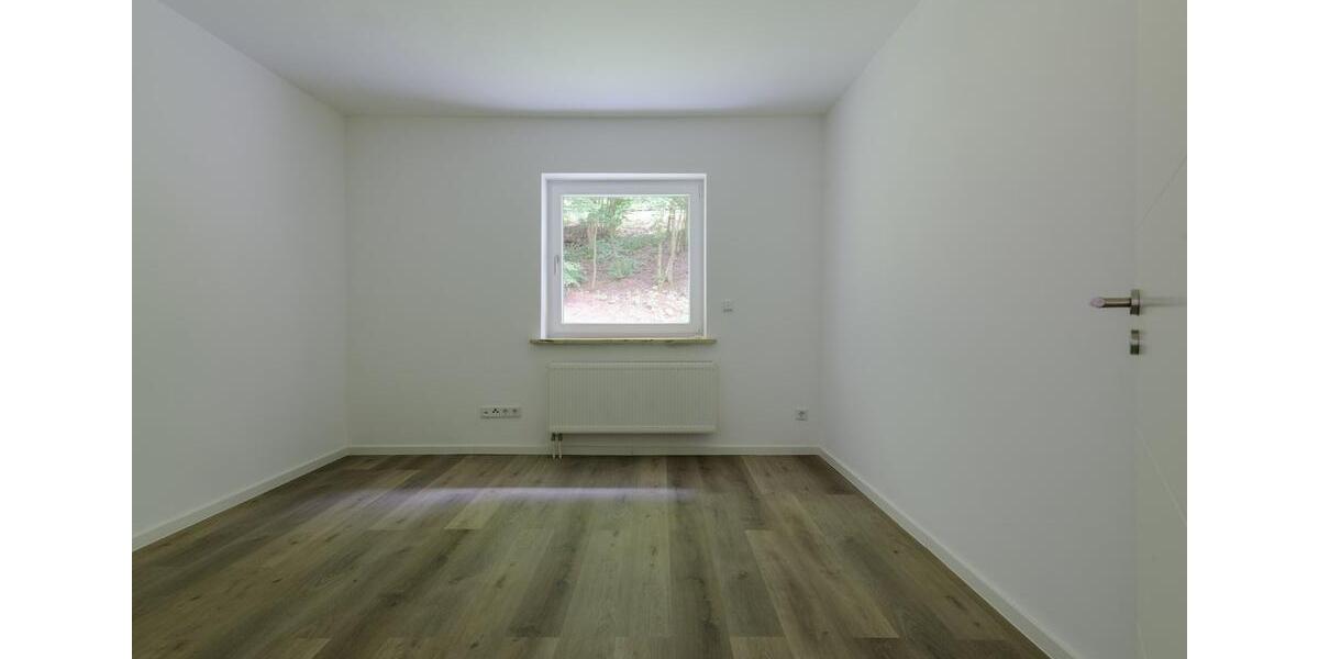 Etagenwohnung Nentershausen - 5 Zimmer, 171 m&sup2;, 1.250&euro; | Angebot:22067376