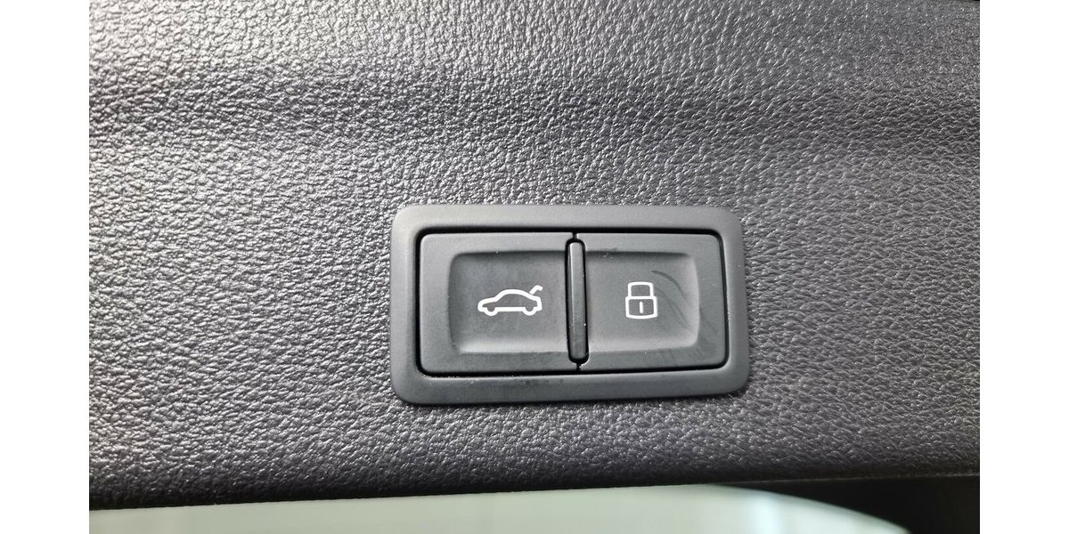 Audi A6 35 TDI LED ACC Memory Navi Digital Leder 360° 114.700 km 26.750 &euro; Garrel 49681