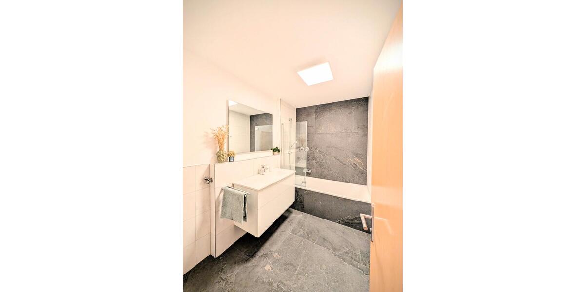 Etagenwohnung Landshut - 3.5 Zimmer, 84 m&sup2;, 439.900&euro; | Angebot:26425412