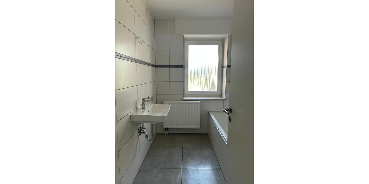 Etagenwohnung Lübbecke - 3 Zimmer, 85 m&sup2;, 850&euro; | Angebot:26414544