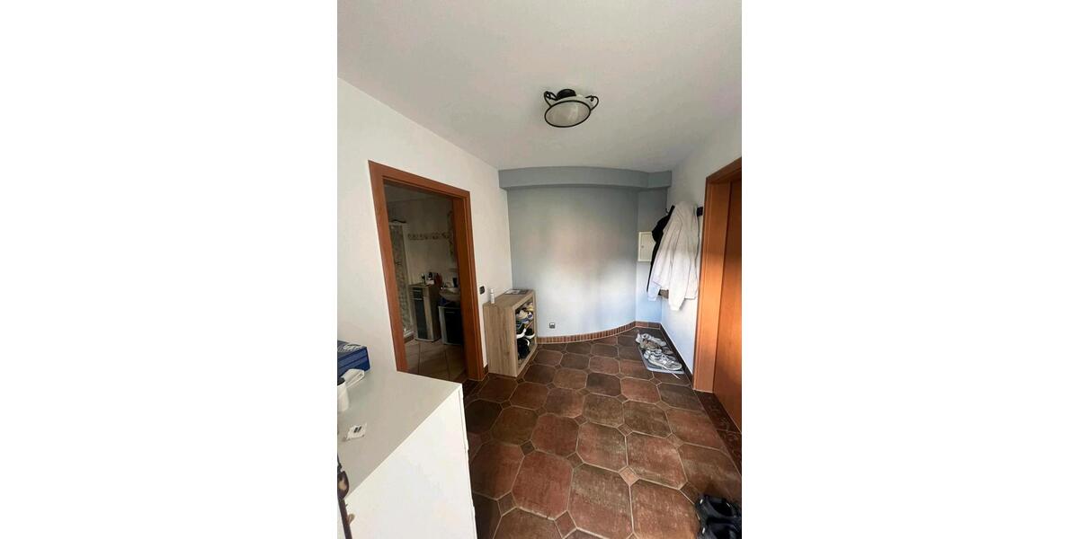 Etagenwohnung Weyerbusch - 3 Zimmer, 80 m&sup2;, 950&euro; | Angebot:26698642