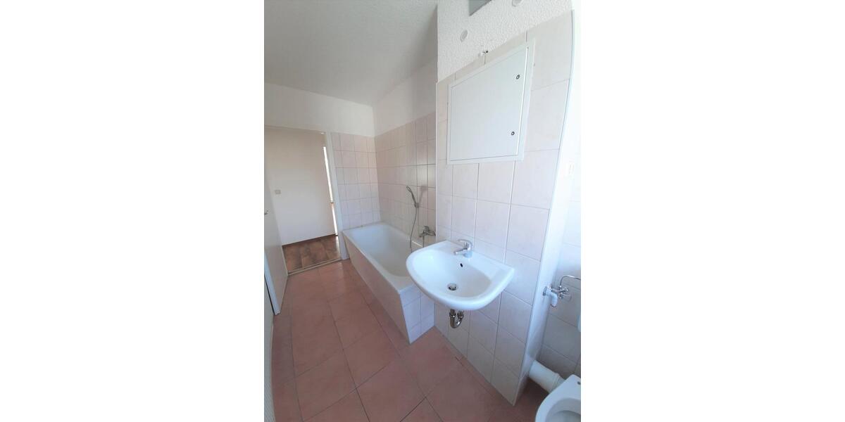 Etagenwohnung Löbau - 3 Zimmer, 66 m&sup2;, 444&euro; | Angebot:26688125