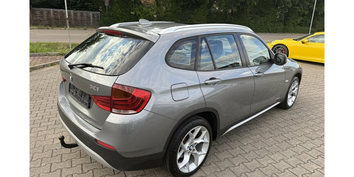 BMW X1 xDrive 20d X Line*Leder,Navi,Xenon,AHK,Top* 309.000 km 5.850 &euro; Schorndorf 73614