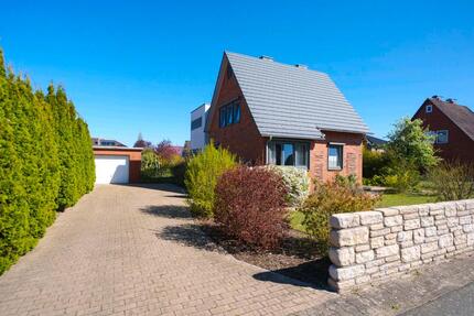 Haus Adendorf - 8 Zimmer, 165 m&sup2;, 699.000&euro; | Angebot:26421364