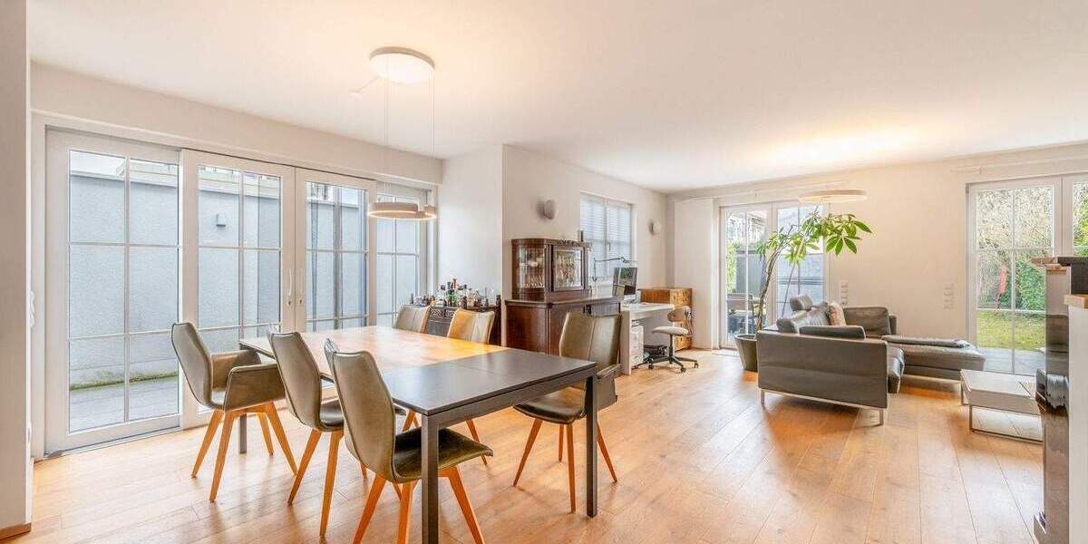 Doppelhaushälfte München Trudering-Riem - 5 Zimmer, 172 m&sup2;, 3.850&euro; | Angebot:25423408