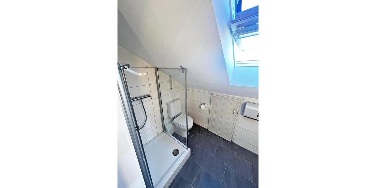 Dachgeschoßwohnung Ostfildern - 1.5 Zimmer, 37 m&sup2;, 645&euro; | Angebot:26675984