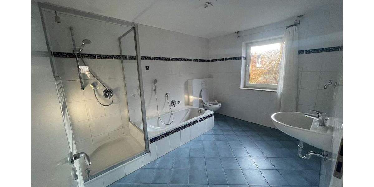 Etagenwohnung Schlüchtern - 2 Zimmer, 83 m&sup2;, 690&euro; | Angebot:25374776