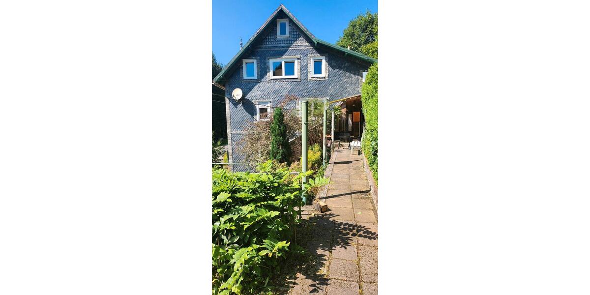 Doppelhaushälfte Neuhaus am Rennweg - 8 Zimmer, 140 m&sup2;, 75.000&euro; | Angebot:25873708